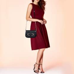 Pre Owned حقيبة كروس آيغنر سافونا جلد أسود بقلاب