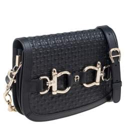 Pre Owned حقيبة كروس آيغنر سافونا جلد أسود بقلاب