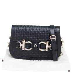 Pre Owned حقيبة كروس آيغنر سافونا جلد أسود بقلاب