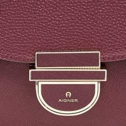 Pre Owned Aigner Burgundy Leather Cosima Shoulder Bag