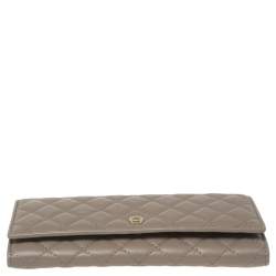 Pre Owned Aigner Beige Quilted Leather Flap Continental Wallet