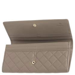 Pre Owned Aigner Beige Quilted Leather Flap Continental Wallet