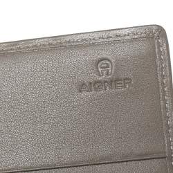 Pre Owned Aigner Beige Quilted Leather Flap Continental Wallet