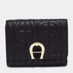 Pre Owned Aigner Black Leather Pria Trifold Wallet
