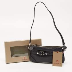 Pre Owned Aigner Black Leather Buckle Logo Clutch Bag