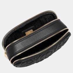 Pre Owned Aigner Black shiny light gold Metal Diadora Black Belt Bag S