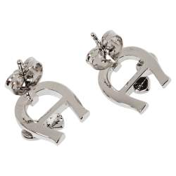 مملوكة مسبقًا طقم أقراط و قلادة أيغنر دلاية قلب شعار الماركة مزين كريستال