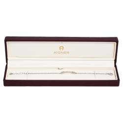 Pre Owned سوار أيغنر معدن فضي اللون مزين شعار الماركة كريستال وسلسلة 