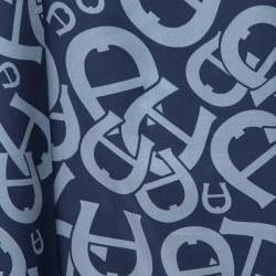 Pre Owned وشاح أيغنر حرير ساتان مطبوع شعار الماركة أزرق