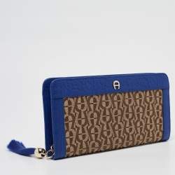 Pre Owned Aigner Beige/Indigo Monogram Canvas and Leather Cavallina assel Continental Wallet
