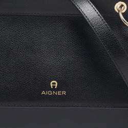 Pre Owned Aigner Black Leather Mini Carol Shoulder Bag