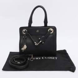 Pre Owned Aigner Black Leather Cavallina Tote