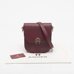 Pre Owned Aigner Burgundy Leather XS Ariana Crossbody Bag