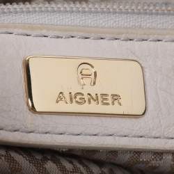 Pre Owned Aigner Off-White Leather Olivia Tote