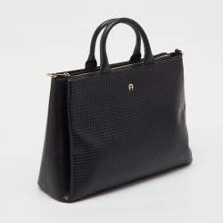 Pre Owned Aigner Black Leather Middle Zip Tote