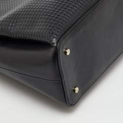 Pre Owned Aigner Black Leather Middle Zip Tote