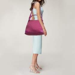 مملوكة مسبقًا حقيبة يد توتس أيغنر فوشيا نايلون بسحاب علوي