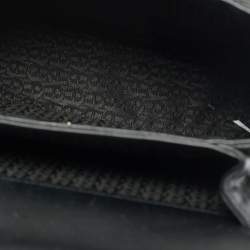 مملوكة مسبقًا حقيبة يد علوية جلد منقوشة بشعار أسود صغيرة ومحفظة من آيغنر جينوفيفا