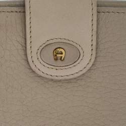 Pre Owned Aigner Ivory Leather Flap Compact Wallet