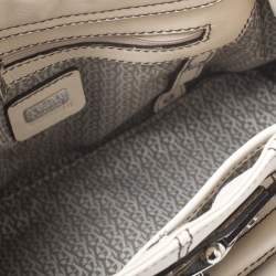 Pre Owned Aigner Off White Leather Buckle Padlock Bag