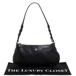Pre Owned Aigner Black Leather Shoulder Bag