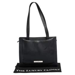 Pre Owned Aigner Black Matt Leather Logo Plaque Zip Tote