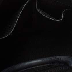 مملوكة مسبقًا Aigner Dark Blue Signature Embossed Leather Cavallina Tote