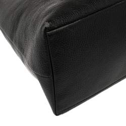 مملوكة مسبقًا حقيبة كتف أيغنر جلد أسود