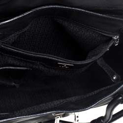 مملوكة مسبقًا Aigner Black Leather Logo Buckle Flap Shoulder Bag