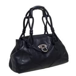 مملوكة مسبقًا Aigner Black Leather Logo Buckle Flap Shoulder Bag
