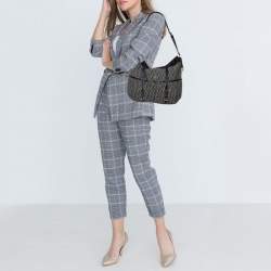 مملوكة مسبقًا حقيبة هوبو أيغنر جيب جلد وكانفاس مطبوع نقشة شعار الماركة أسود