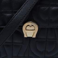 Pre Owned حقيبة أيغنر "غينوڨيڨا" يد علوية جلد منقوش أسود