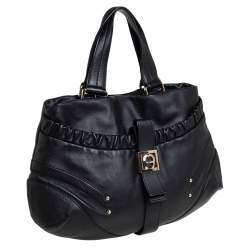 مملوكة مسبقًا Aigner Black Leather Metal Logo Hobo