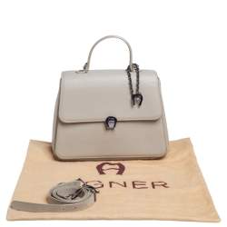 Pre Owned Aigner Beige Leather Genoveva Top Handle Bag
