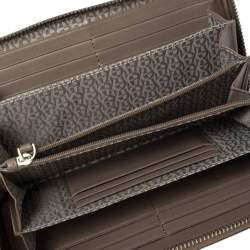 Pre Owned Aigner Clay Brown Leather Zip Around Wallet