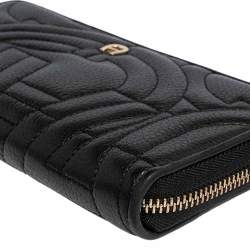 Pre Owned Aigner Black Quilted Leather Zip Around Wallet