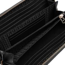 Pre Owned Aigner Black Quilted Leather Zip Around Wallet