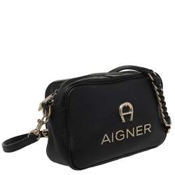 Pre Owned Aigner Black Leather Bombe A Camera Crossbody Bag