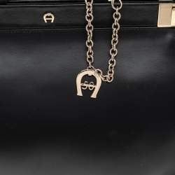 Pre Owned Aigner Black Leather Chain Tote