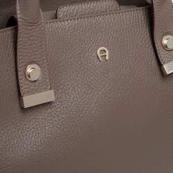 Pre Owned Aigner Dark Beige Leather Middle Zip Tote