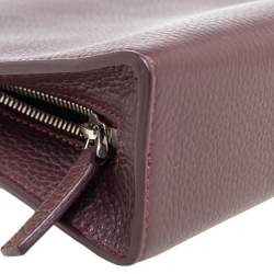 Pre Owned حقيبة كتف آيغنز جلد محبب عنابي بسلسلة