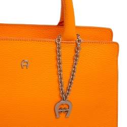 Pre Owned Aigner Orange Leather Cybill Tote