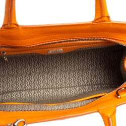 Pre Owned Aigner Orange Leather Cybill Tote