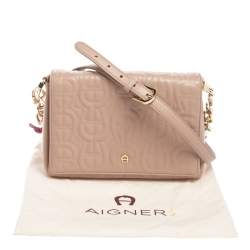 Pre Owned Aigner Pink Leather Logo Flap Shoulder Bag