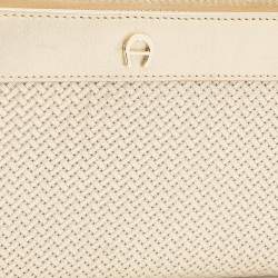 Pre Owned Aigner Metallic Gold Leather Cavallina Tassel Zip Around Wallet
