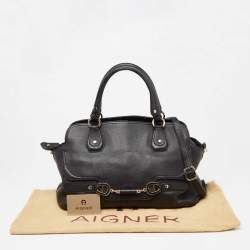 Pre Owned Aigner Black Leather Cavallina Zip Satchel