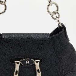 Pre Owned Aigner Black Crinkled Patent Leather Baguette Bag