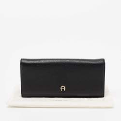 Pre Owned Aigner Black Leather Flap Continental Wallet