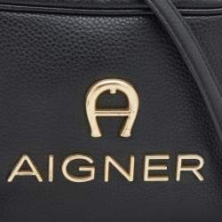 Pre Owned Aigner Black Leather Bombe A Camera Crossbody Bag