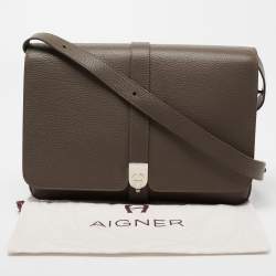 Pre Owned Aigner Brown Leather Flap Shoulder Bag